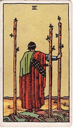 Trois de Bâtons, carte du tarot Rider-Waite-Smith